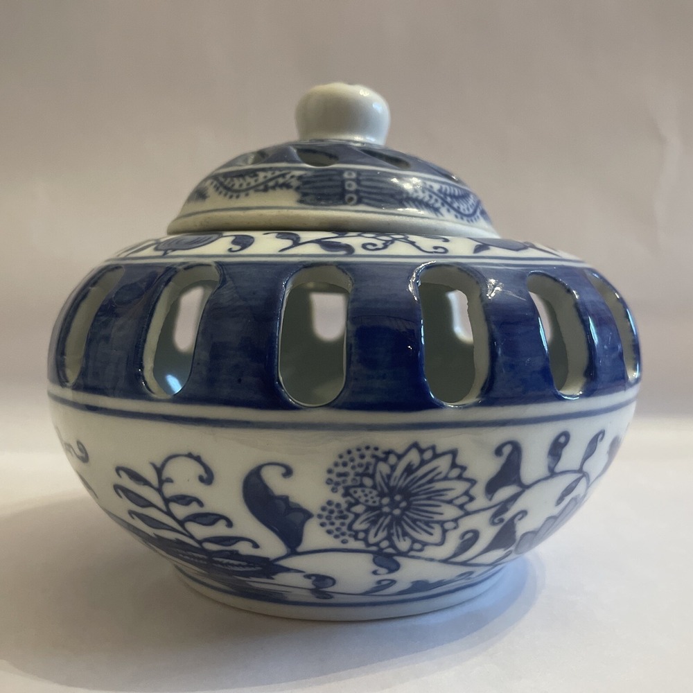 Vintage Japanese 19th Century Potpourri Holder